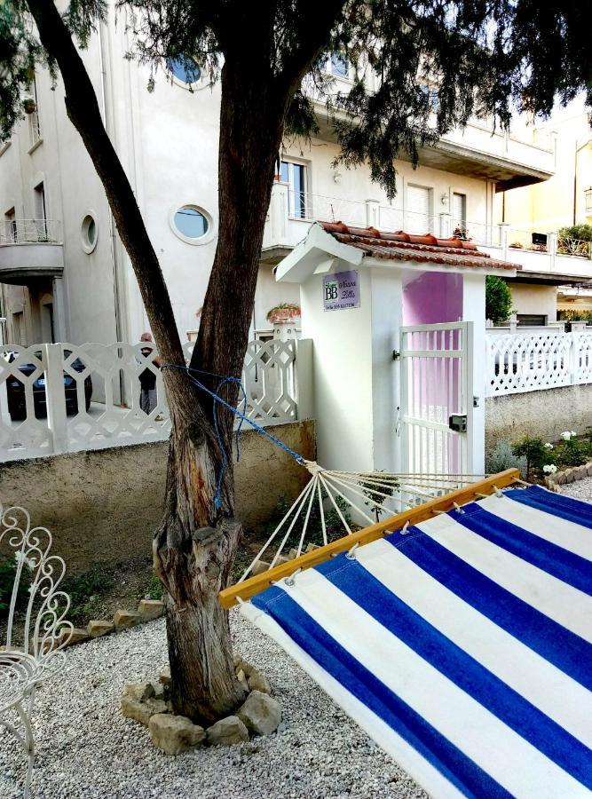 B&B Nonna Lilla Montesilvano Marina Buitenkant foto